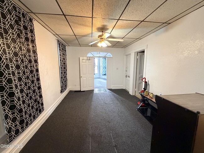 Building Photo - 17 Greene St