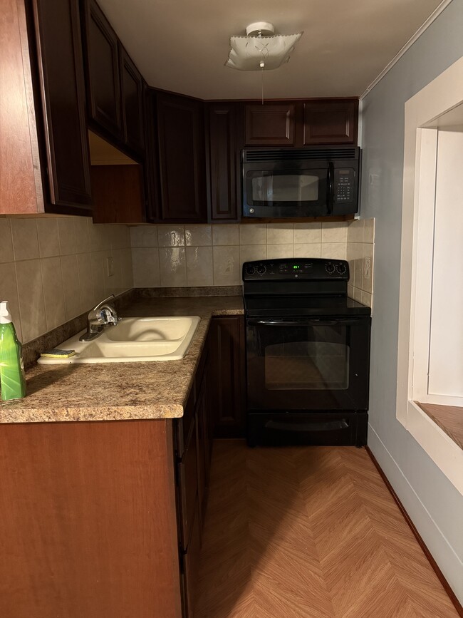 Building Photo - 4270 Wildwood Harbor Rd