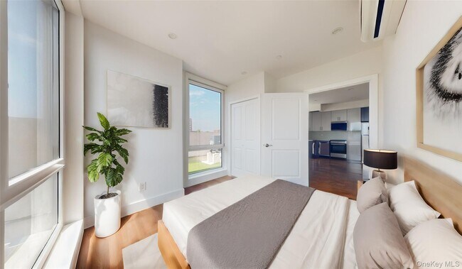 Building Photo - 138-28 Queens Blvd