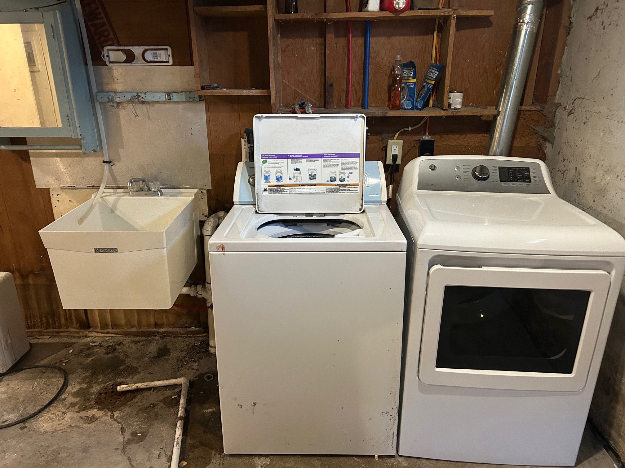 Washer/Dryer - 821 Minnesota Ave