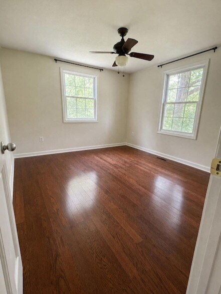 Building Photo - 31 Hamn Ln