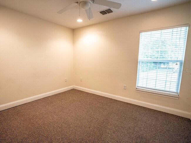 Building Photo - 727 Hull Island Dr