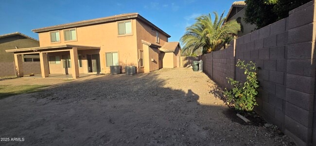 Building Photo - 1776 S 156th Ln