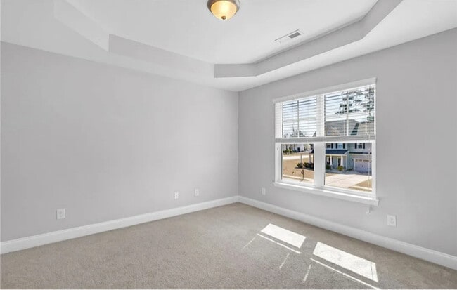 Building Photo - 908 Liberty Ln