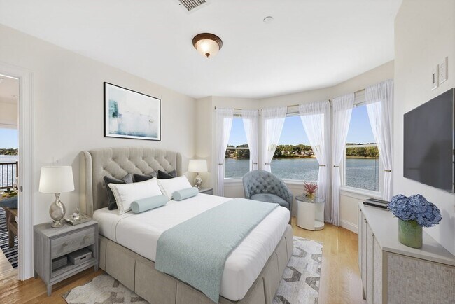 Building Photo - 43 March St