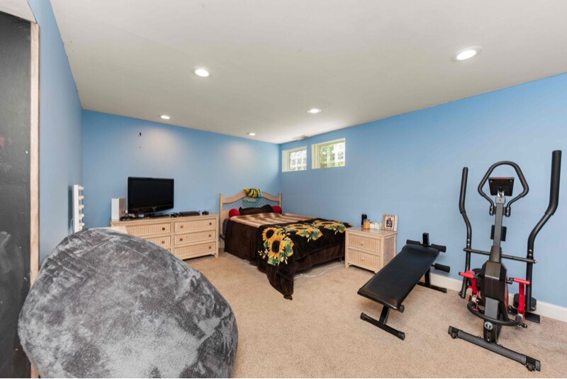 Building Photo - 1051 Crisfield Dr