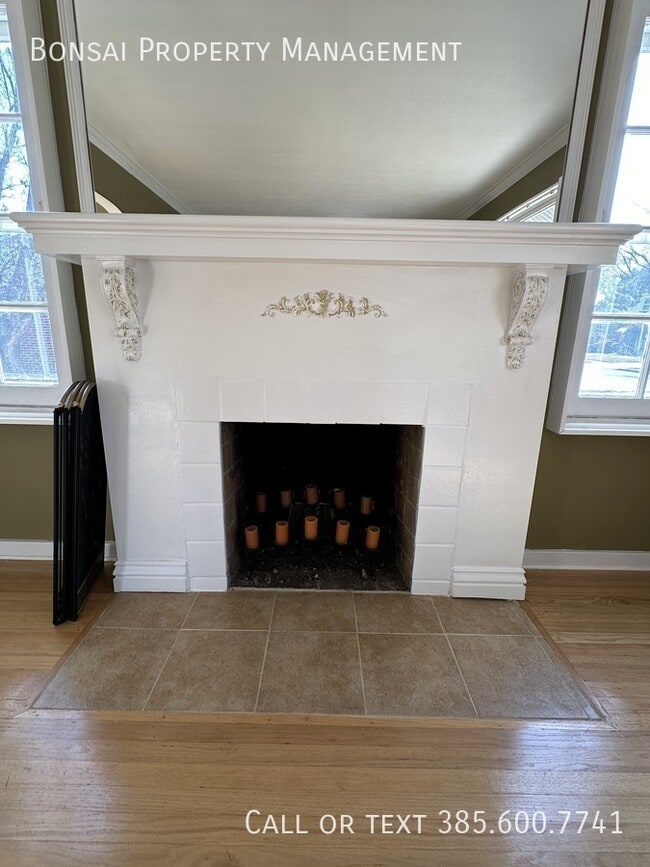 Building Photo - 7527 S Jefferson-