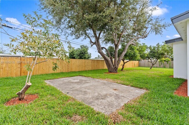 Building Photo - 16145 NW 20th Ave