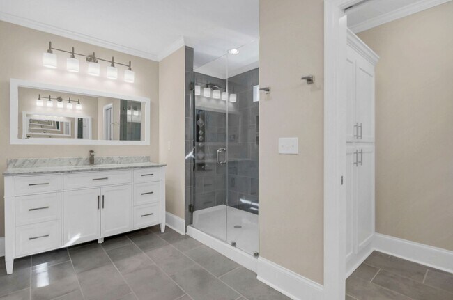 Building Photo - Renovated home in Forest Acres for rent!