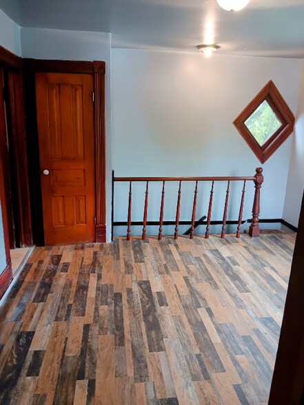 Building Photo - 126 Putnam St SW