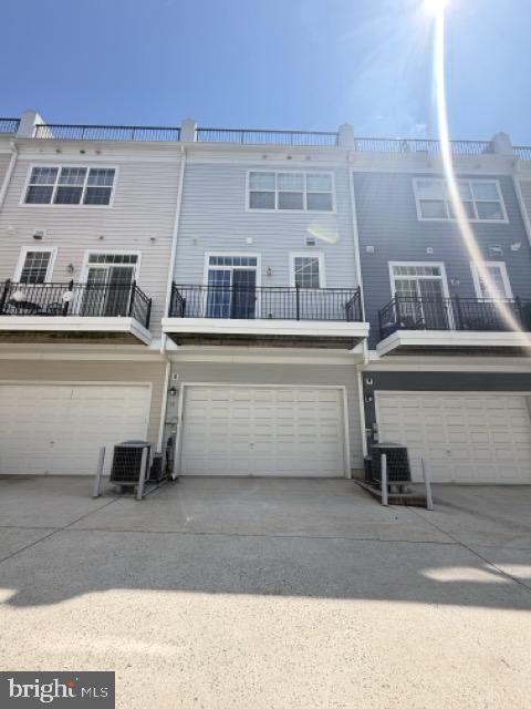 Building Photo - 35 Meridian Ln