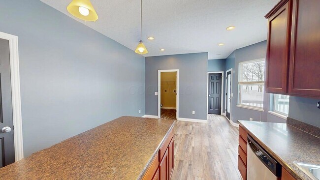 Building Photo - 5876 Myrick Rd