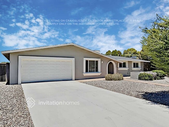 Building Photo - 2130 E Concorda Dr