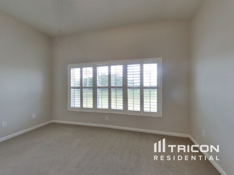 Building Photo - 872 Sea Holly Dr