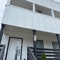 Building Photo - 67 Cannon St