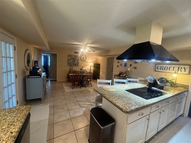Building Photo - 3127 Pecan Point Dr