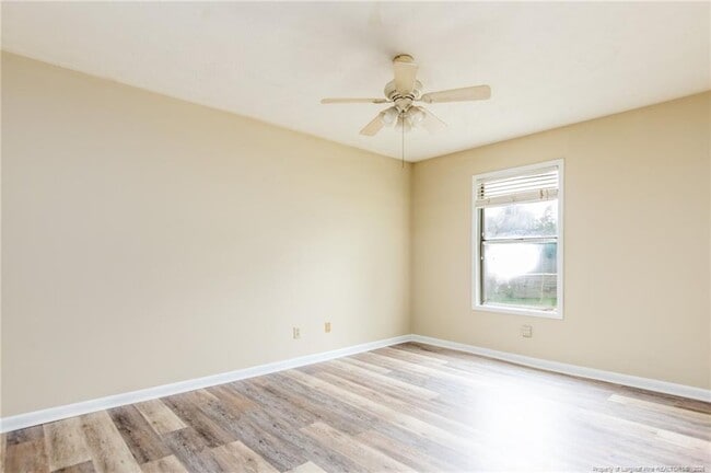 Building Photo - 1018 Wood Creek Dr