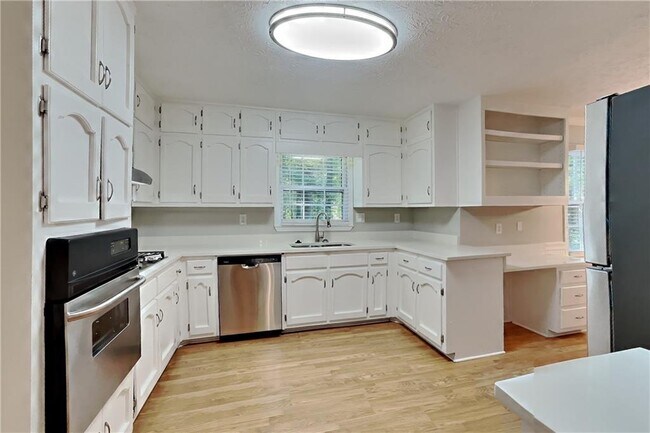 Building Photo - 2922 Melton Ct SW