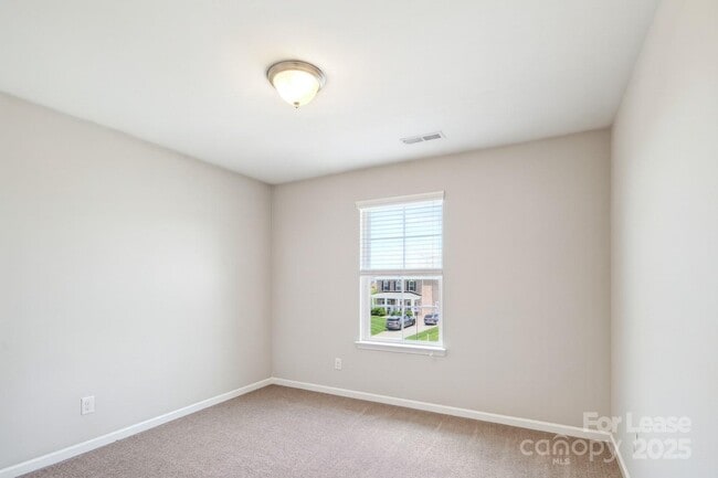 Building Photo - 2169 Grist Mill Dr SW