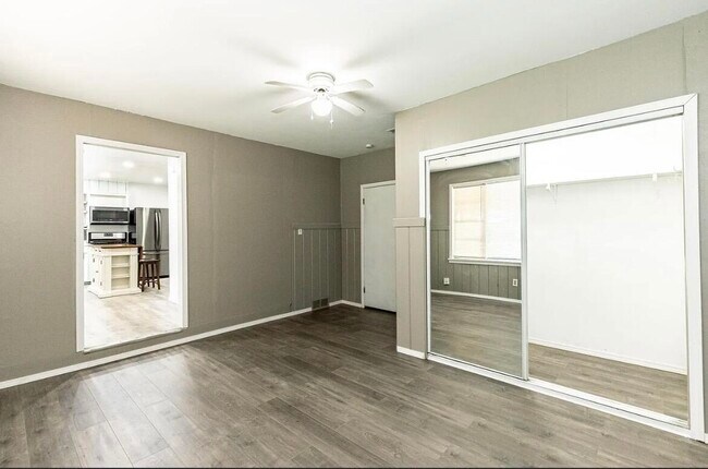 Building Photo - 3712 37th St