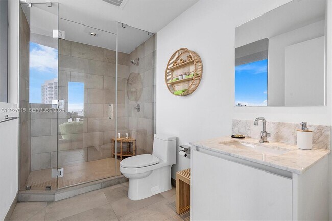 Building Photo - 788 NE 23rd St