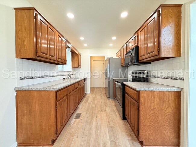 Building Photo - FOR LEASE | Broken Arrow - Union Schools | Available Now!