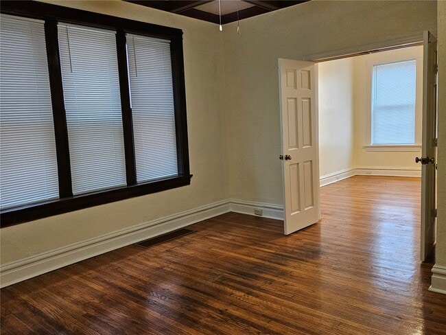 Building Photo - 3807 Potomac St