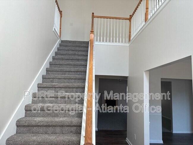 Building Photo - 1424 Saphire Dr