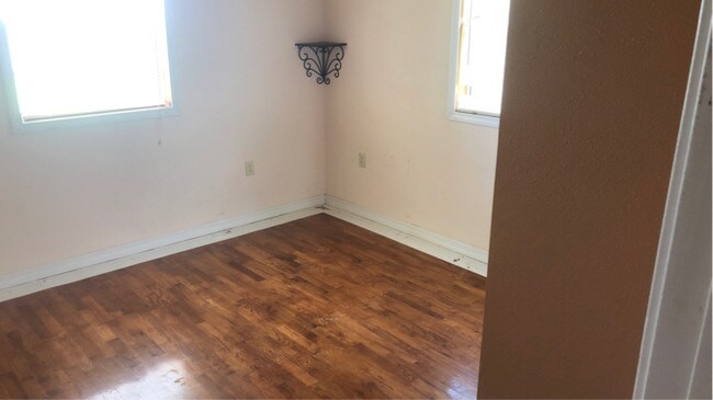 Building Photo - 12875 Galyean Rd