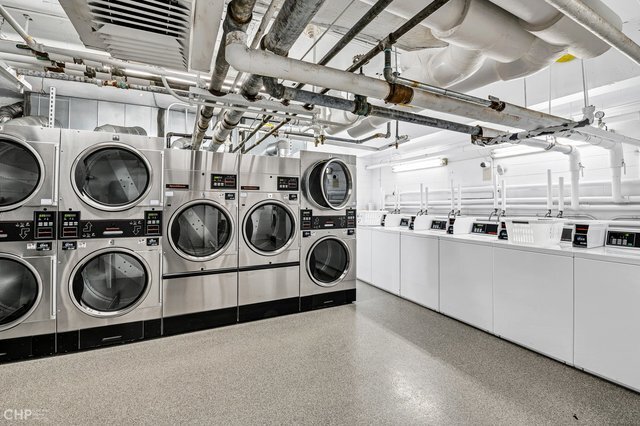 Building Photo - 3600 N Lake Shore Dr