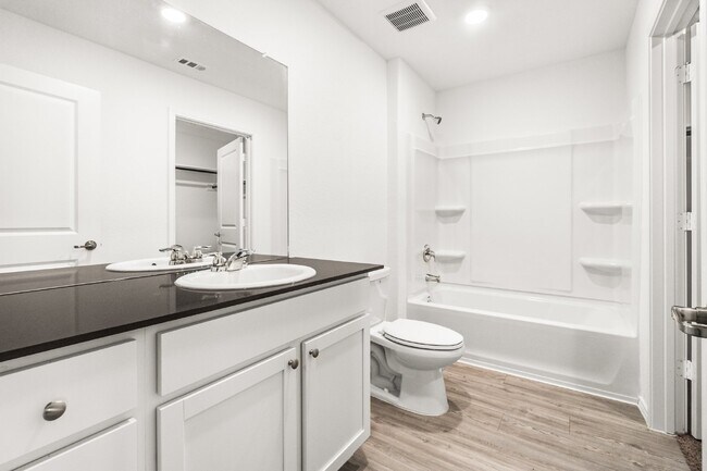 Building Photo - 907 Stricker Path