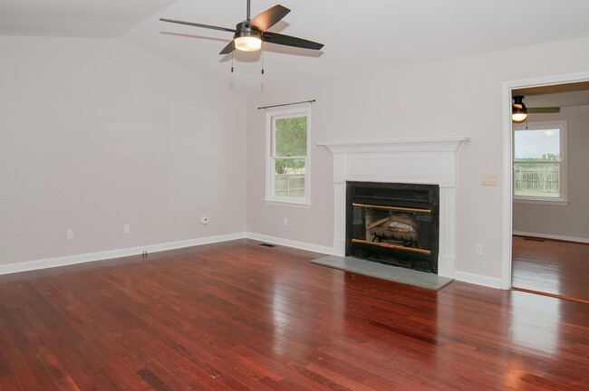 Building Photo - 1417 Owls Nest Rd