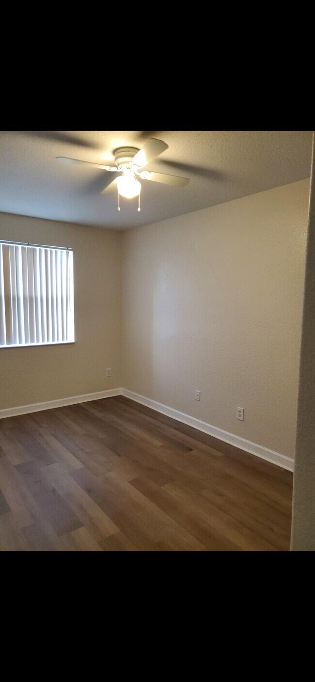 Building Photo - 2286 Shoma Dr