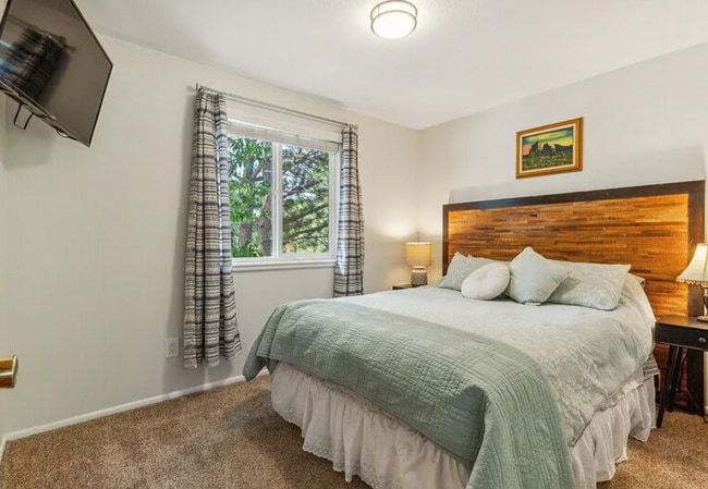 Building Photo - Furnished or Unfurnished House in NE Boulder ~ Cul-De-Sac living!