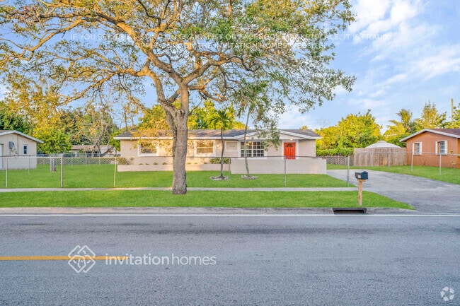 Building Photo - 1712 NW 15th Ave