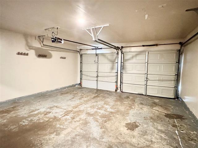 Building Photo - 6723 Ambercrest Dr