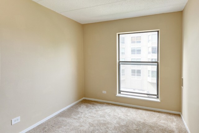 Building Photo - 711 W Gordon Ter