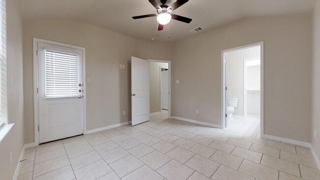 Building Photo - ALL TILE LUXURY DUPLEX IN KILLEEN CLOSE TO FORT HOOD ONLY $1395!!!!
