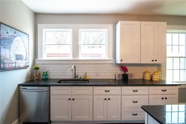 Building Photo - 680 McDonough Blvd SE