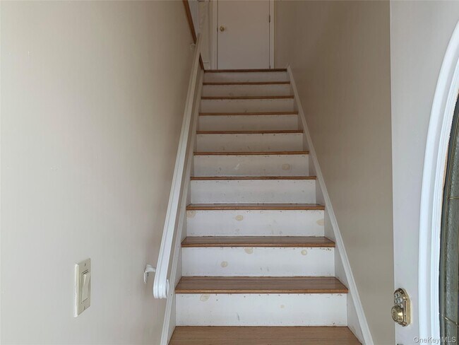 Building Photo - 57-48 256th St