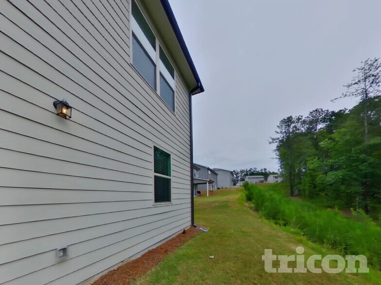 Building Photo - 83 Leyland Ct