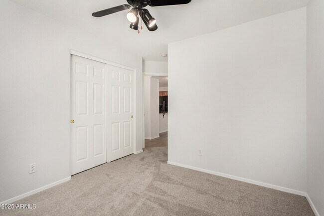 Building Photo - 12712 S 175th Dr