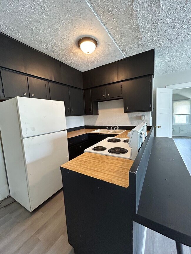 Building Photo - 7 Calloway St