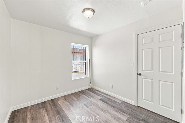 Building Photo - 10646 S Wilton Pl