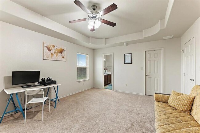 Building Photo - 4208 Sabine Ave