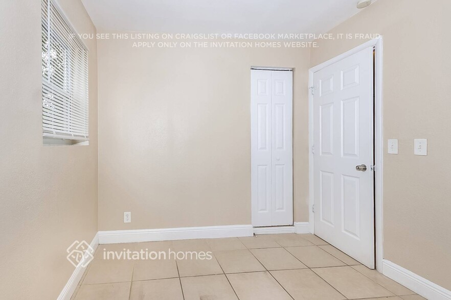 Building Photo - 5670 S 38th Ct