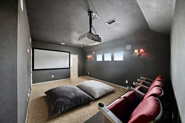 Building Photo - 14318 Red Creek Cove Ln