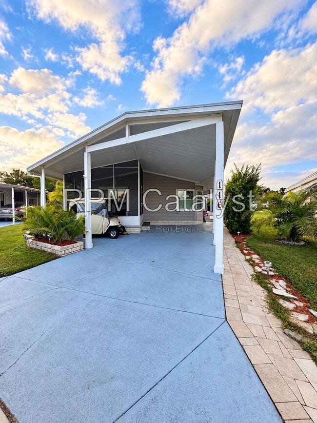 Building Photo - 116 Dolphin Dr S