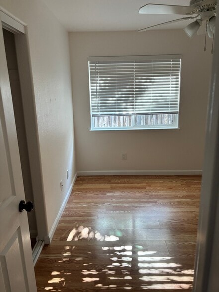 Building Photo - 6031 Bourbon Dr
