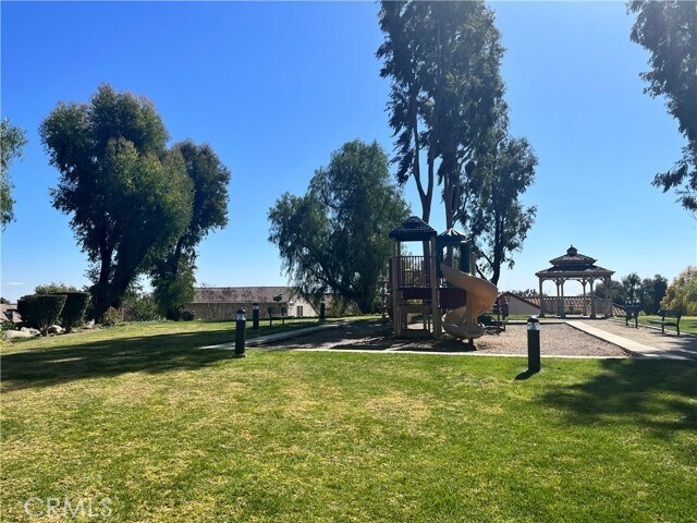 Building Photo - 1299 Dogwood St